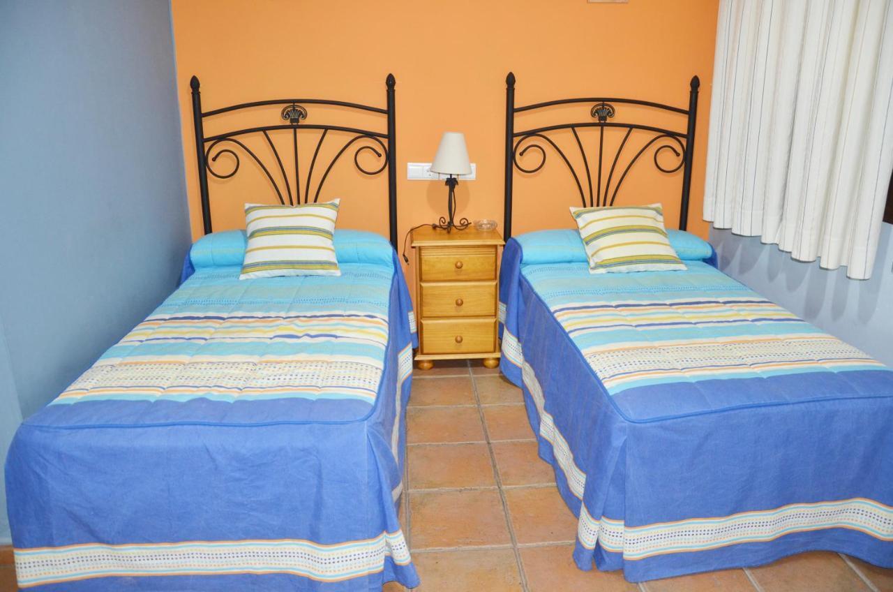 Hostal Restaurante El Parador Alcaracejos Quarto foto